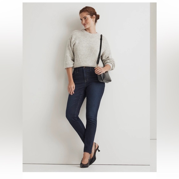 Madewell Women's Curvy Roadtripper Skinny Deep Indigo Jeans Size 28t